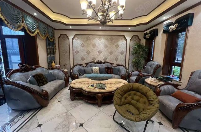 独栋别墅！送家具家电精装868万东昌  ！东昌御府！西安交大