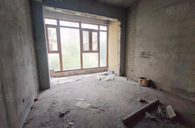 润和紫郡(别墅)7室2厅155.67㎡202.8万二手房图片