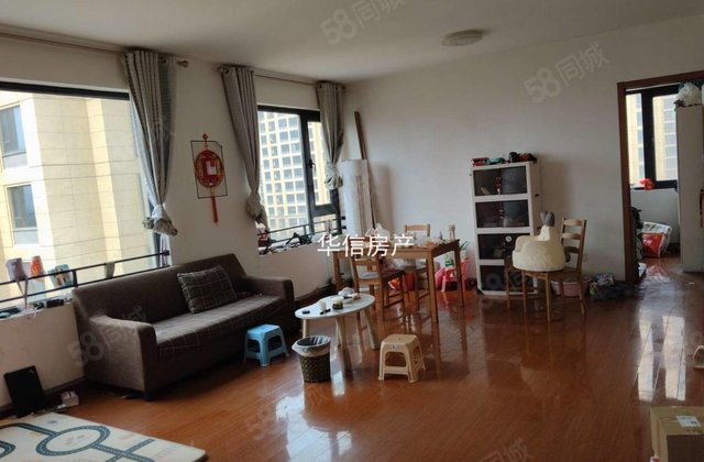 东昌中学 边户 8000 多 客餐厅带窗户  免大税