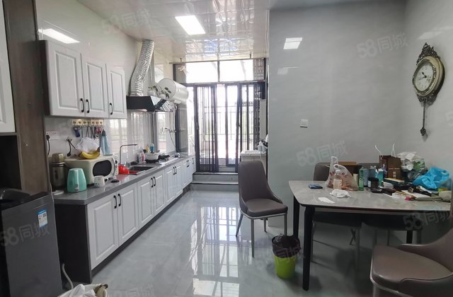 巢公馆1室1厅50㎡21.8万二手房图片