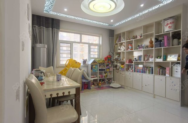 房，三院，香江，海源丽都，电梯房三室，免大税