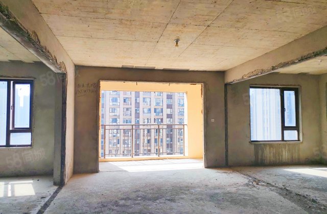 愿景壹号院5室2厅159.8㎡102万二手房图片