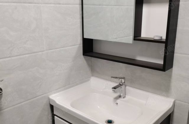 远达南湖领御3室2厅111.24㎡62万二手房图片