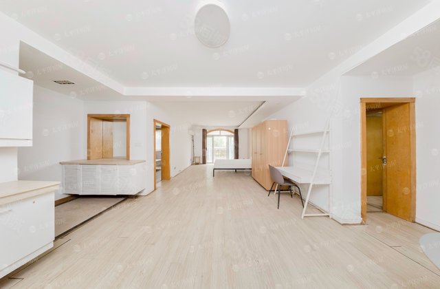 华高苑(南区)3室2厅120.78㎡460万二手房图片