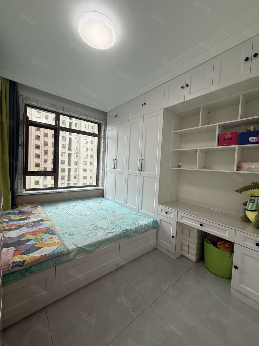 塞纳阳光3室2厅2卫136㎡南北76.5万