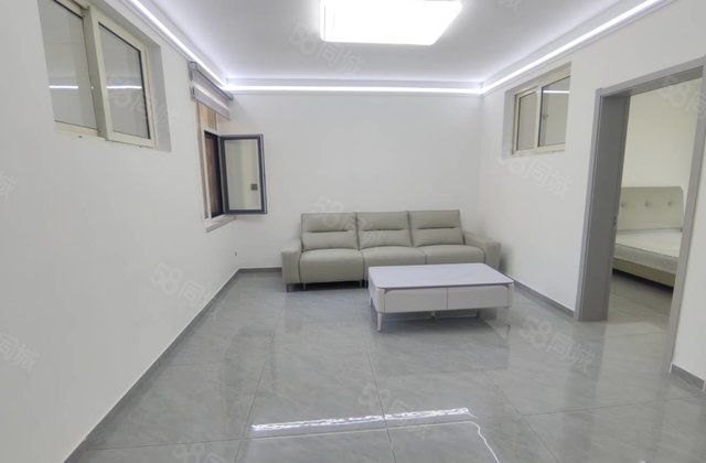 老东昌  精装婚房 双阳台 联通公司家属院 中层