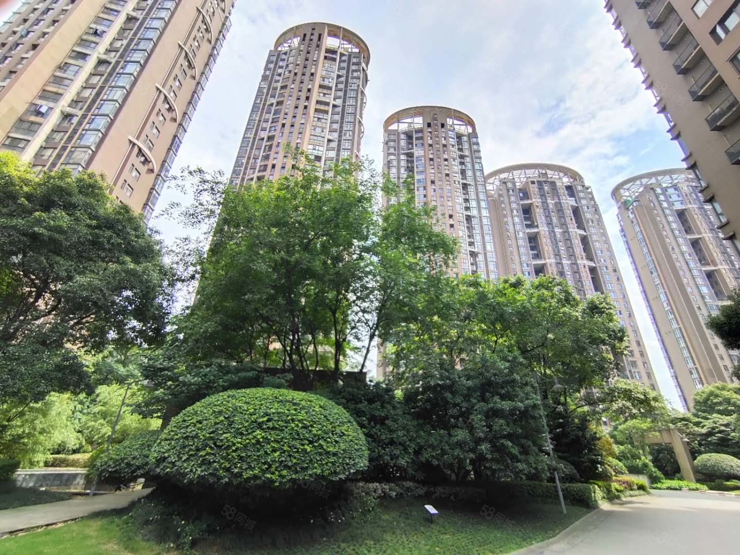 藏珑精装四房 高档小区 价格低于同户型,藏珑湖上国际花园-长沙58同城