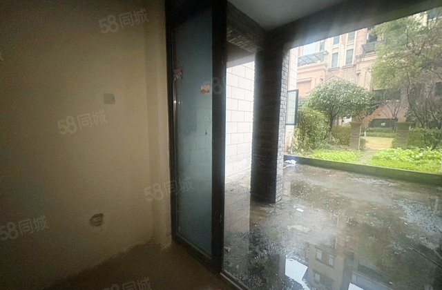 康田栖樾(南区)4室2厅136.6㎡165万二手房图片