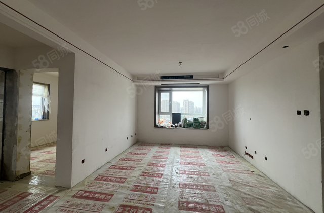 文轩总校 一中外国语 性价比  的四室 新房未住 送车位储