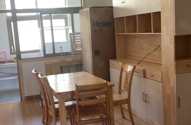 紧邻慧德中学，东关阳明  、实验  送地上独立车库，房东直卖