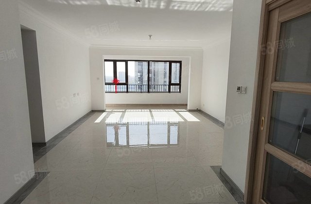 碧桂园领誉4室2厅146.19㎡105万二手房图片