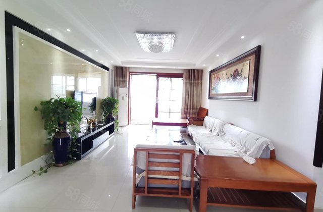 运河边，月亮湾c区三叶草户型带车位