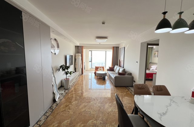 碧桂园翡丽湾,精装三室,带车位,送12年物业,免大税,观景房