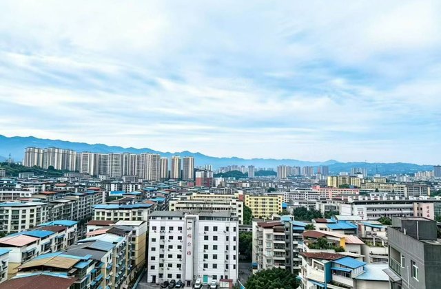 南方明珠3室2厅111㎡35万二手房图片