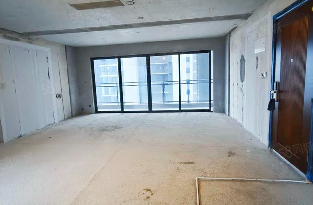 碧桂园博萃梅溪3室2厅133.21㎡119.8万二手房图片