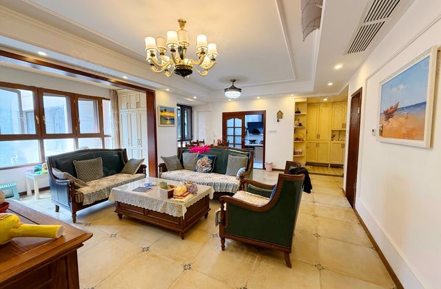 华熙528艺术村锦都3室2厅110.51㎡350万二手房图片