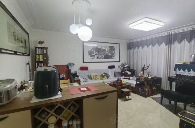 文轩一中龙湾二期，小洋房，精装修有车位地下室全款优惠