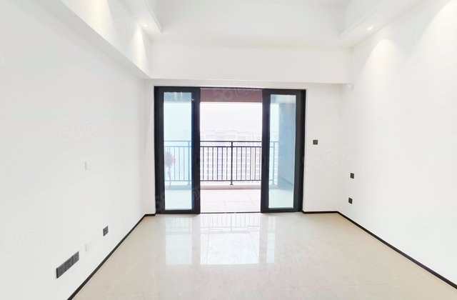 金地都会风华3室2厅112㎡105万二手房图片