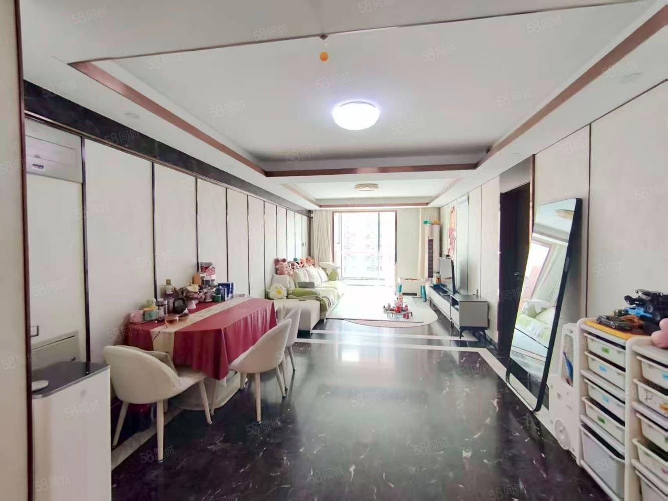 強(qiáng)佑清河新城(西區(qū))3室2廳2衛(wèi)147.94㎡南北1160萬