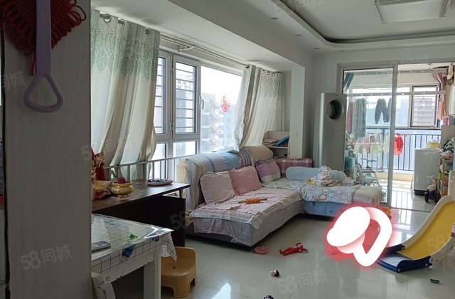 阿尔卡迪亚五期 电梯17楼东边户 三室 免大税