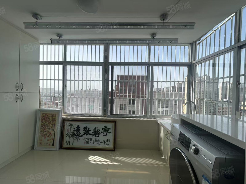 翰联时代广场3室2厅1卫101㎡南北58万