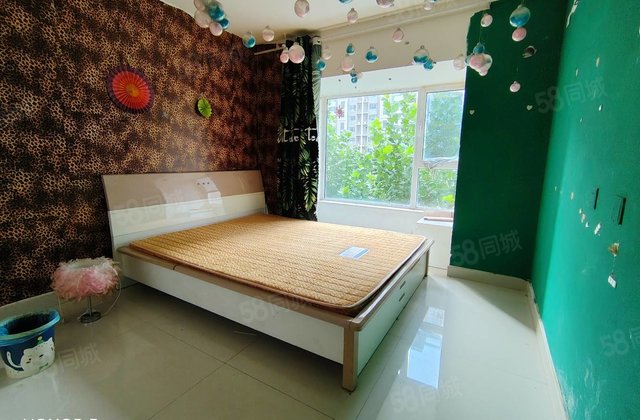 急售 光明七中旁 好楼层 价格可谈 小区绿化好 有钥匙方便