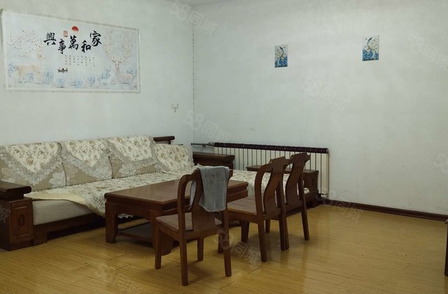 区妇幼 实验 阳明 三室两卫 小区停车方便