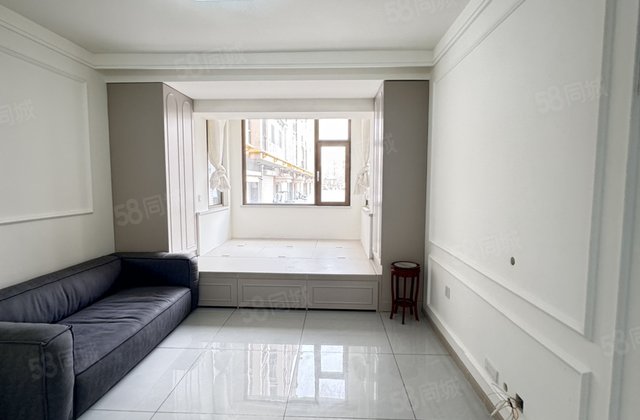 世纪花园(让胡路B区)2室1厅70㎡27万二手房图片