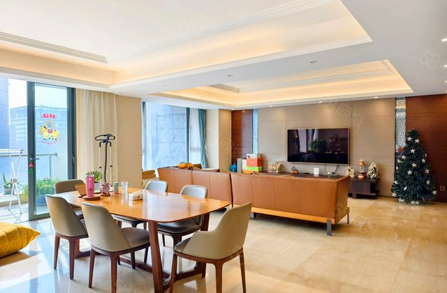 合景誉峰(东区)4室2厅203.16㎡899万二手房图片