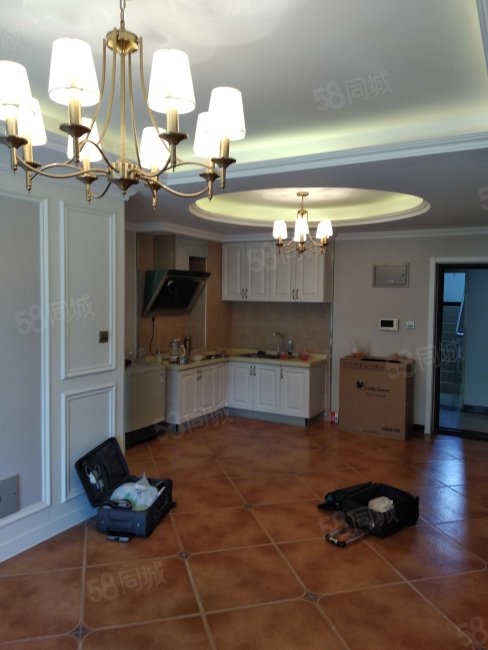 奧林溫泉小鎮(zhèn)2室1廳1衛(wèi)72㎡南45萬