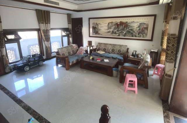 东昌府院，精装带大院，地上两层，5室好房，