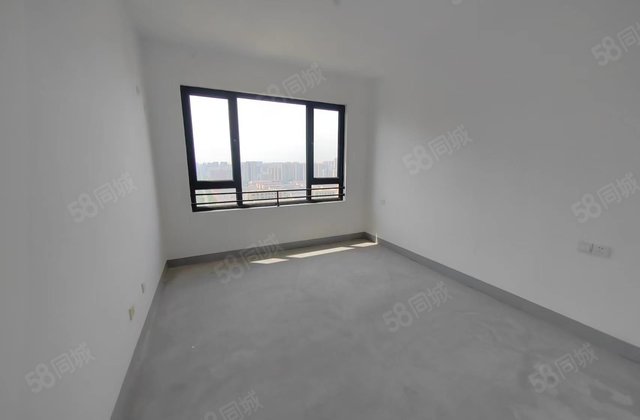 新房未住，房东可包大税，诚意售，妥妥的婚房喜欢的看过来