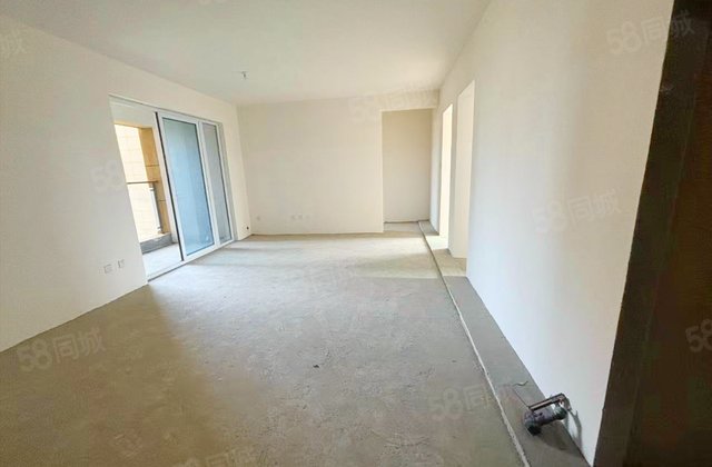 理想之城一期4室2厅135㎡86万二手房图片