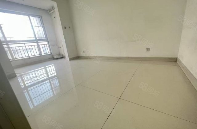 急售电梯房单价5000多，光岳花园巡防大队3室免大税