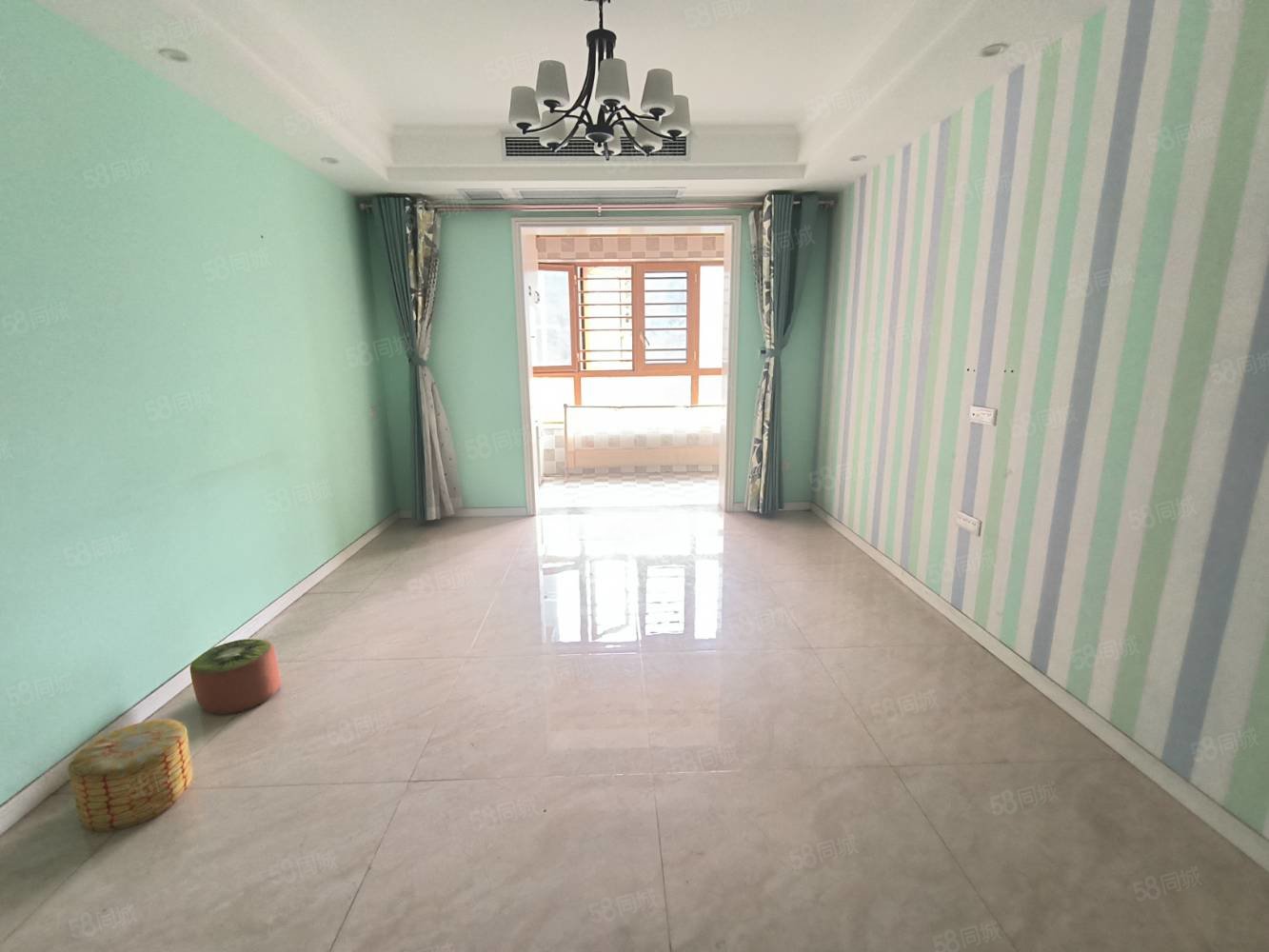 天麟汇景园3室2厅2卫112㎡南北99万