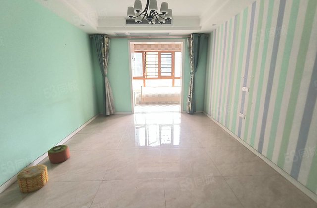 天麟汇景园3室2厅2卫112㎡南北99万