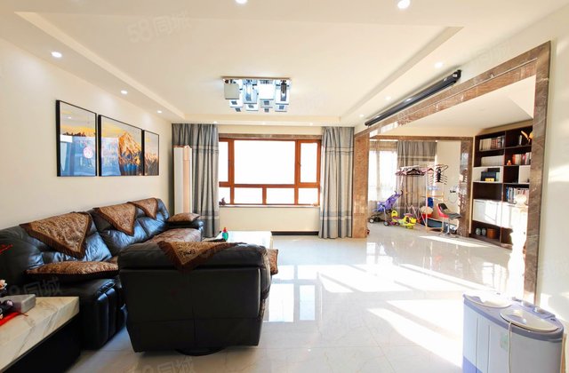 高新怡众名城4室2厅140.45㎡200万二手房图片