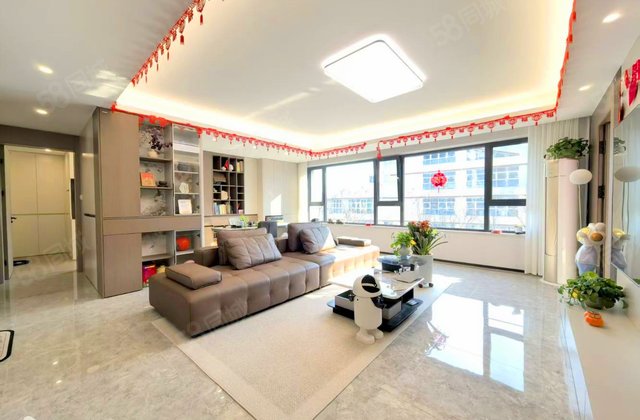 万达广场小区3室2厅132㎡170万二手房图片