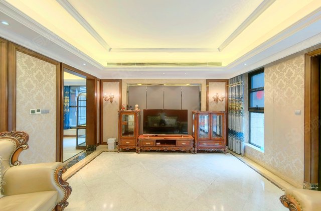 华润金悦湾4室3厅211.2㎡460万二手房图片