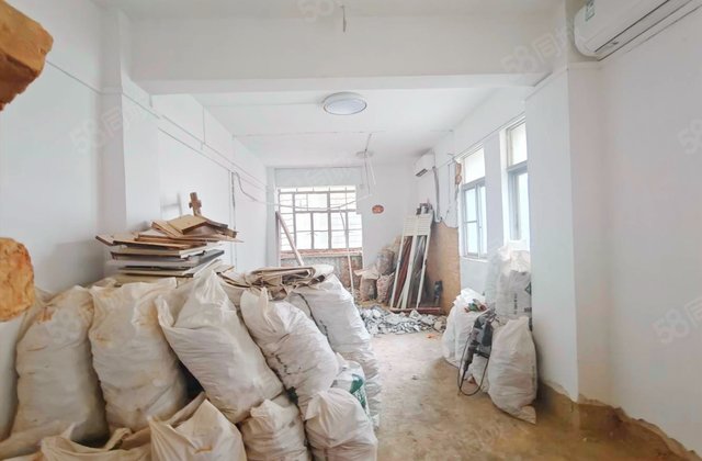 和平西路小区1室1厅40㎡103万二手房图片