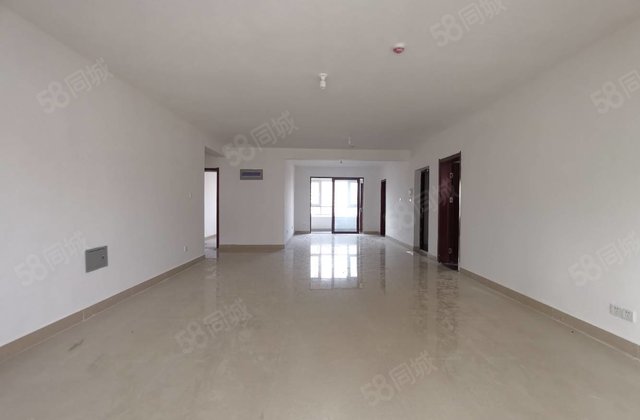 东昌壹号院 昌润莲城 单位家属院 带车位储藏室 4室好房