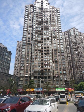 联发君悦朝阳3室2厅1卫105.74㎡东218万