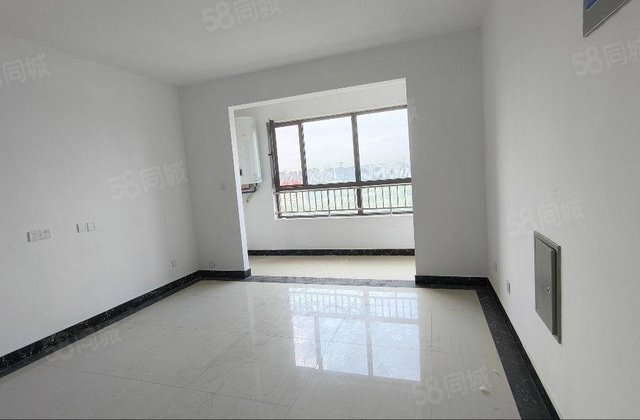 中央帝景 人民公园附近 水城慧德对面