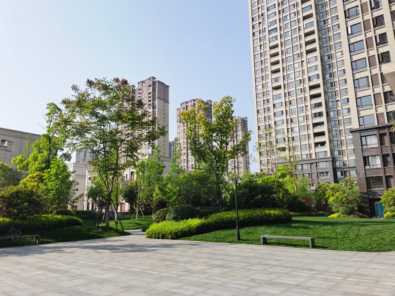 明园九龙湾刚需三房 读南师附小外国语双学位 产权清晰随时过户