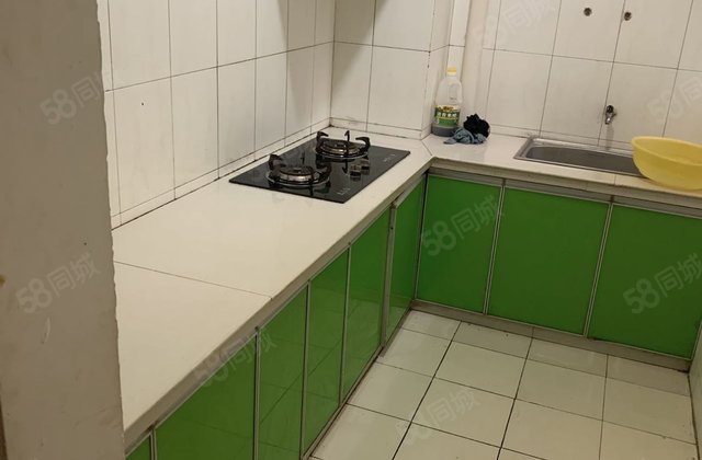 价格美丽 西湖馨苑 小三房 中间好楼层 近医院 看房方便