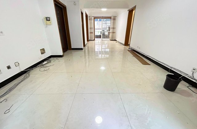 万达星城西区3室2厅120.79㎡122万二手房图片