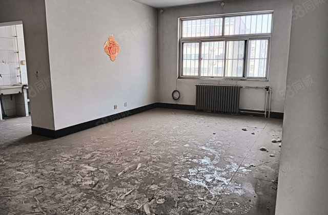 急售     兴华路 柳泉公安小区 四楼 带车库