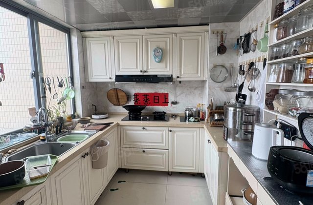 江南一品4室3厅127.7㎡131.8万二手房图片
