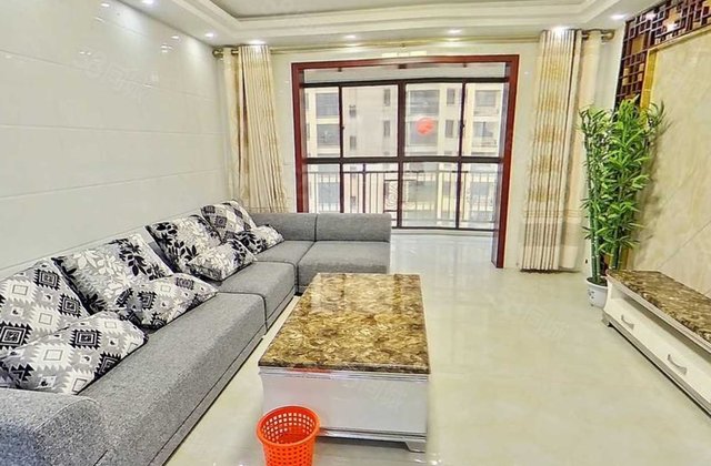 达观天下4室2厅142.3㎡82万二手房图片