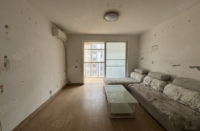 近小区门口，中层三室性价比很高！好房随时卖金立文苑一诺怡情湾